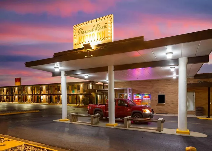 Starved Rock Motor Hotel Streator