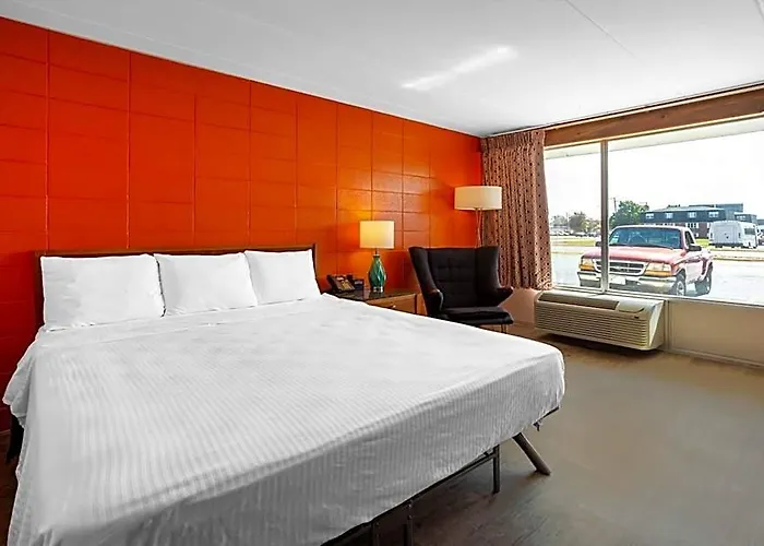Starved Rock Motor Hotel Streator
