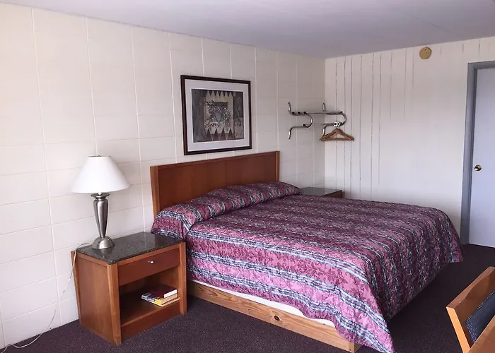 Starved Rock Motor Hotel 2*