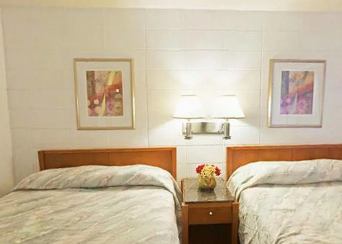 Starved Rock Motor Hotel