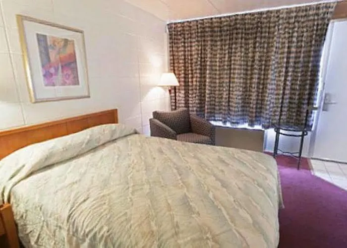 Hotel Starved Rock Motor 2*